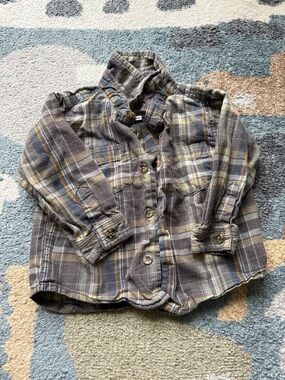 Old Navy Toddler Plaid Button-Down Shirt in Gray, Brown & Yellow